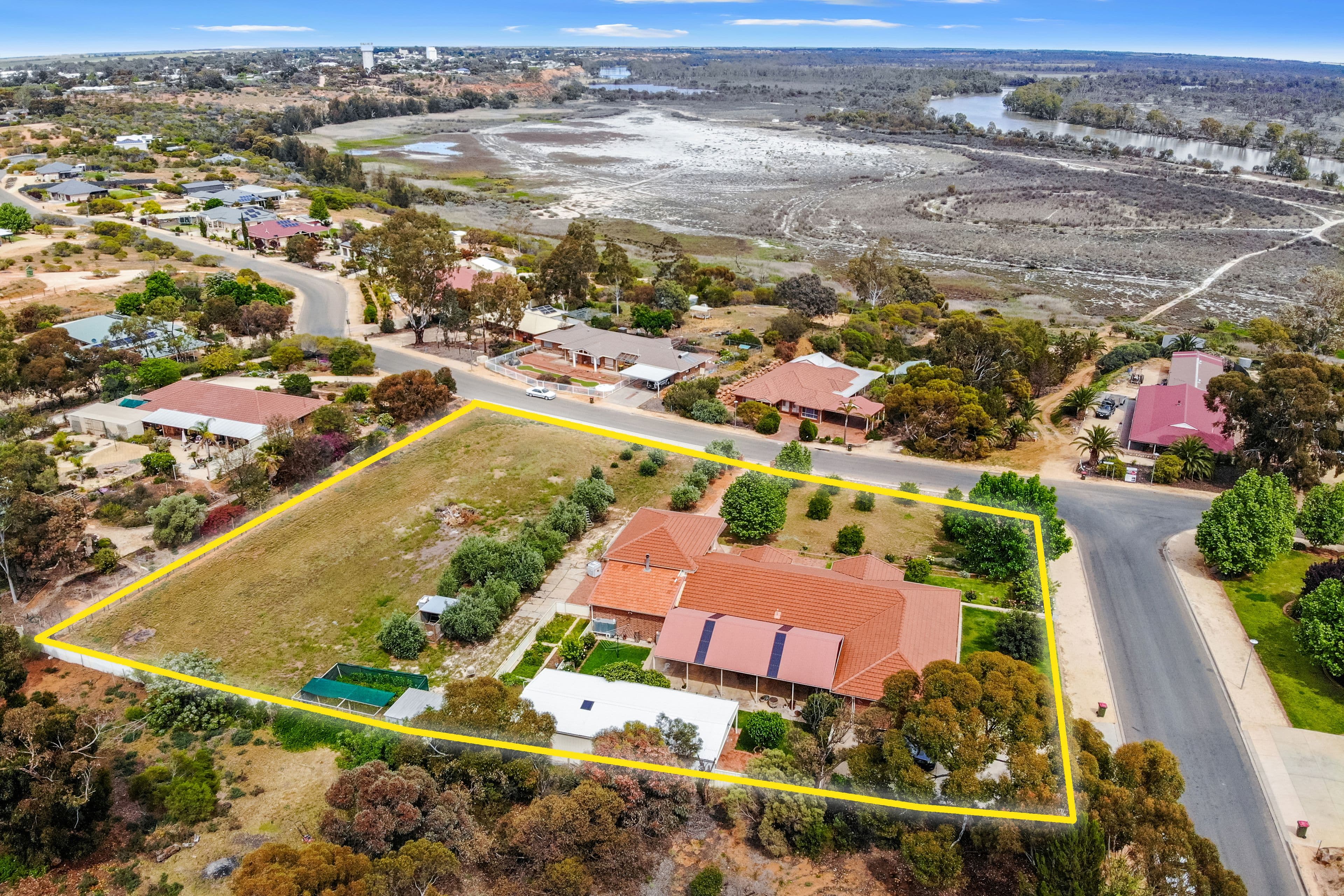 37 Wheatley Road, Loxton SA 5333, Loxton - Thumbnail 2
