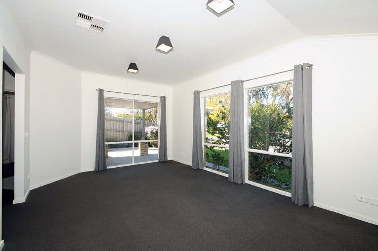 3 Oakwood Drive, Carrum Downs VIC 3201, Carrum Downs - Thumbnail 4