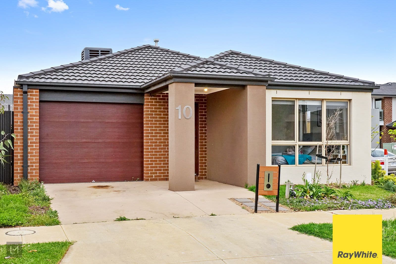 10 Dempsey Avenue, Truganina VIC 3029, Truganina - Thumbnail 2