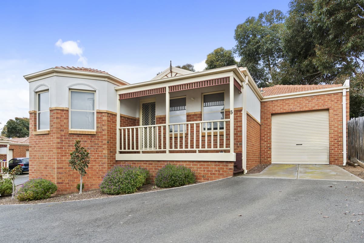 5 / 13 Carey Crescent, BACCHUS MARSH VIC 3340, Bacchus Marsh - Image 1