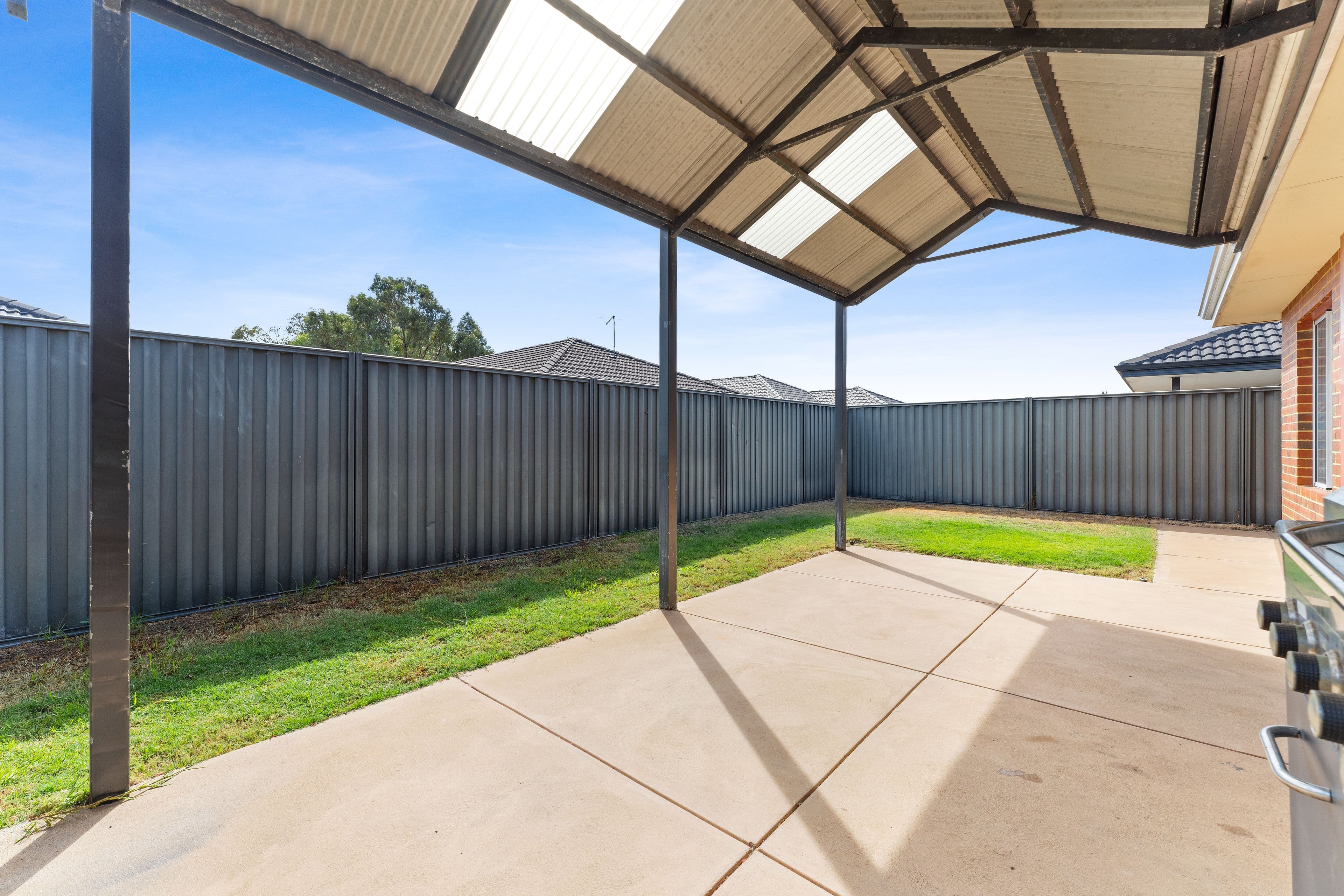 17 Ravensfield Road, Baldivis WA 6171, Baldivis - Thumbnail 4