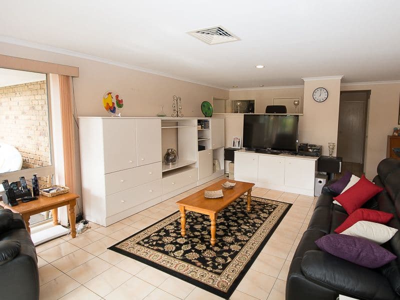 34 Village High Road, BENOWA QLD 4217, Benowa - Thumbnail 5