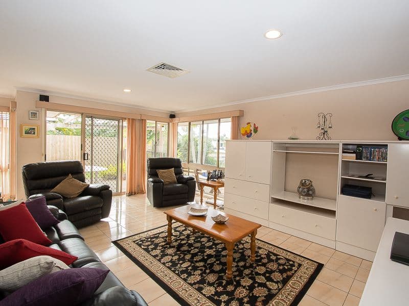 34 Village High Road, BENOWA QLD 4217, Benowa - Thumbnail 6