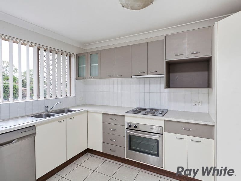 67  Sixth Avenue, KEDRON QLD 4031, Kedron - Thumbnail 2