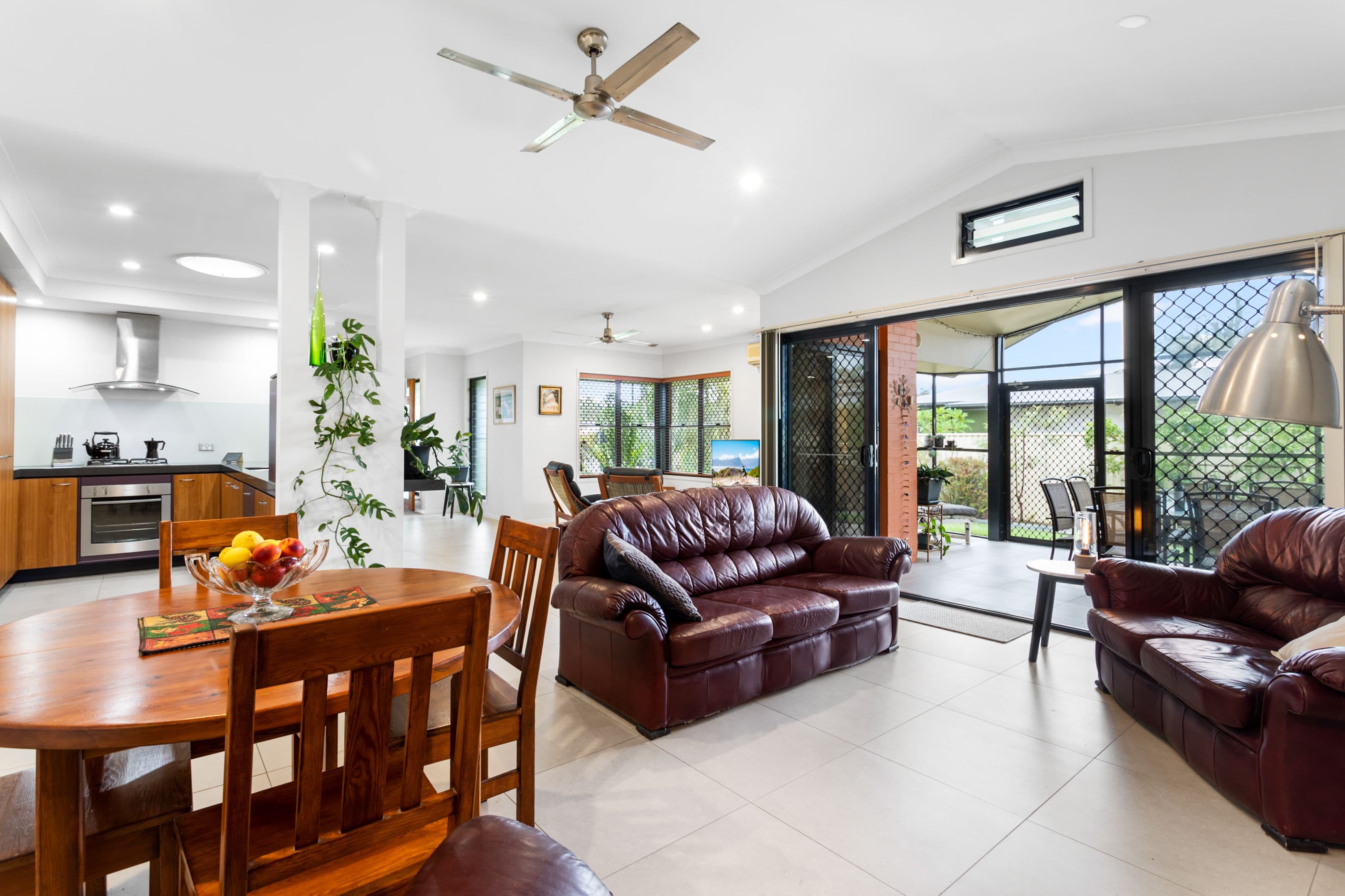 5 Lazzarini Place, Deception Bay QLD 4508, Deception Bay - Thumbnail 3