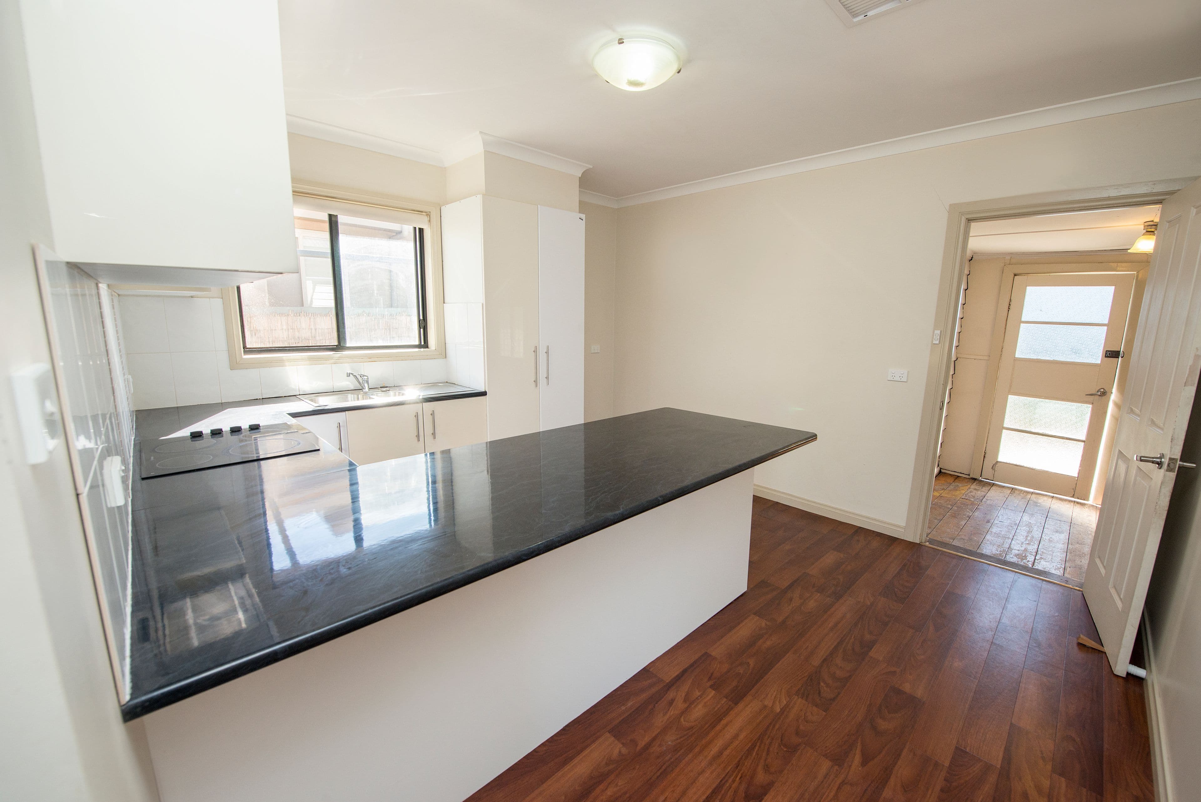 302/100 Somerville Road, Yarraville - Thumbnail 3