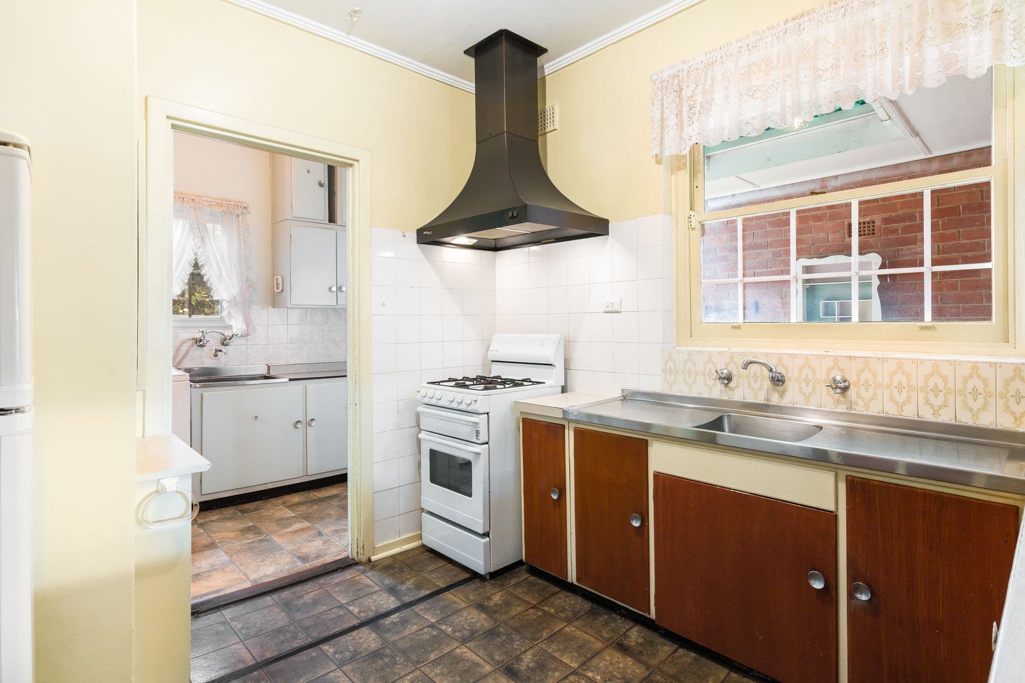 2 Buccleuch Avenue, Findon SA 5023, Findon - Thumbnail 3