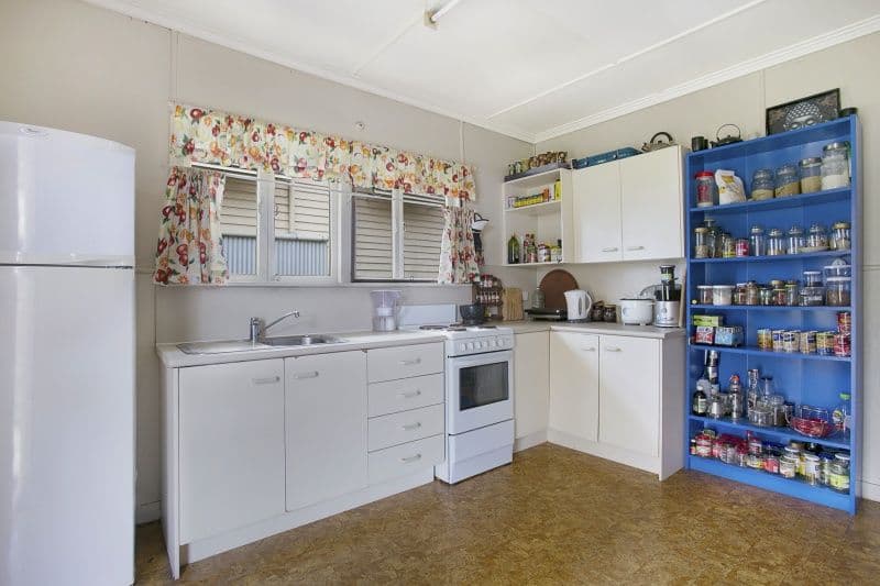 46 Central Avenue, SHERWOOD QLD 4075, Sherwood - Thumbnail 2