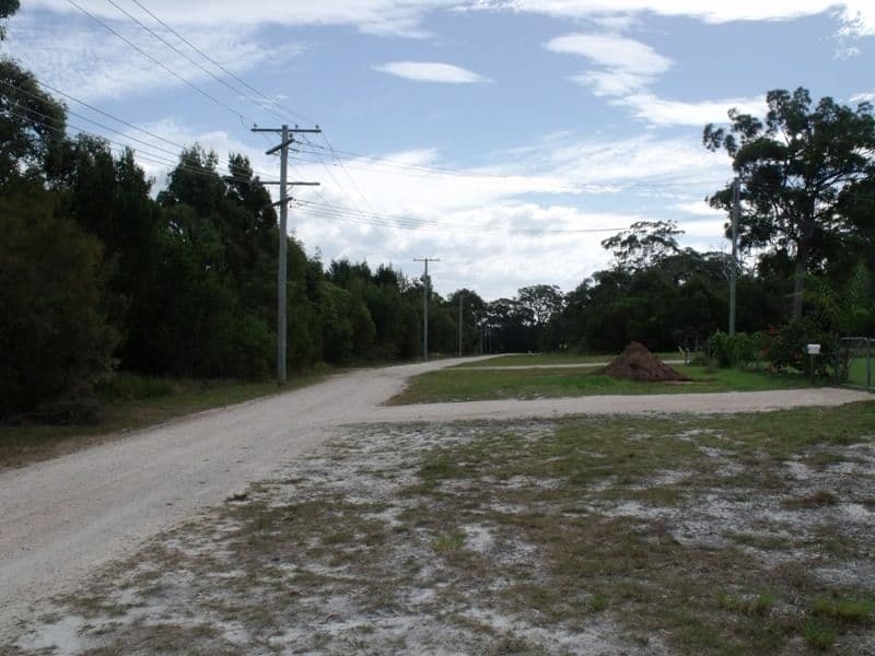 15 Magnolia Street, RUSSELL ISLAND QLD 4184, Russell Island - Thumbnail 4