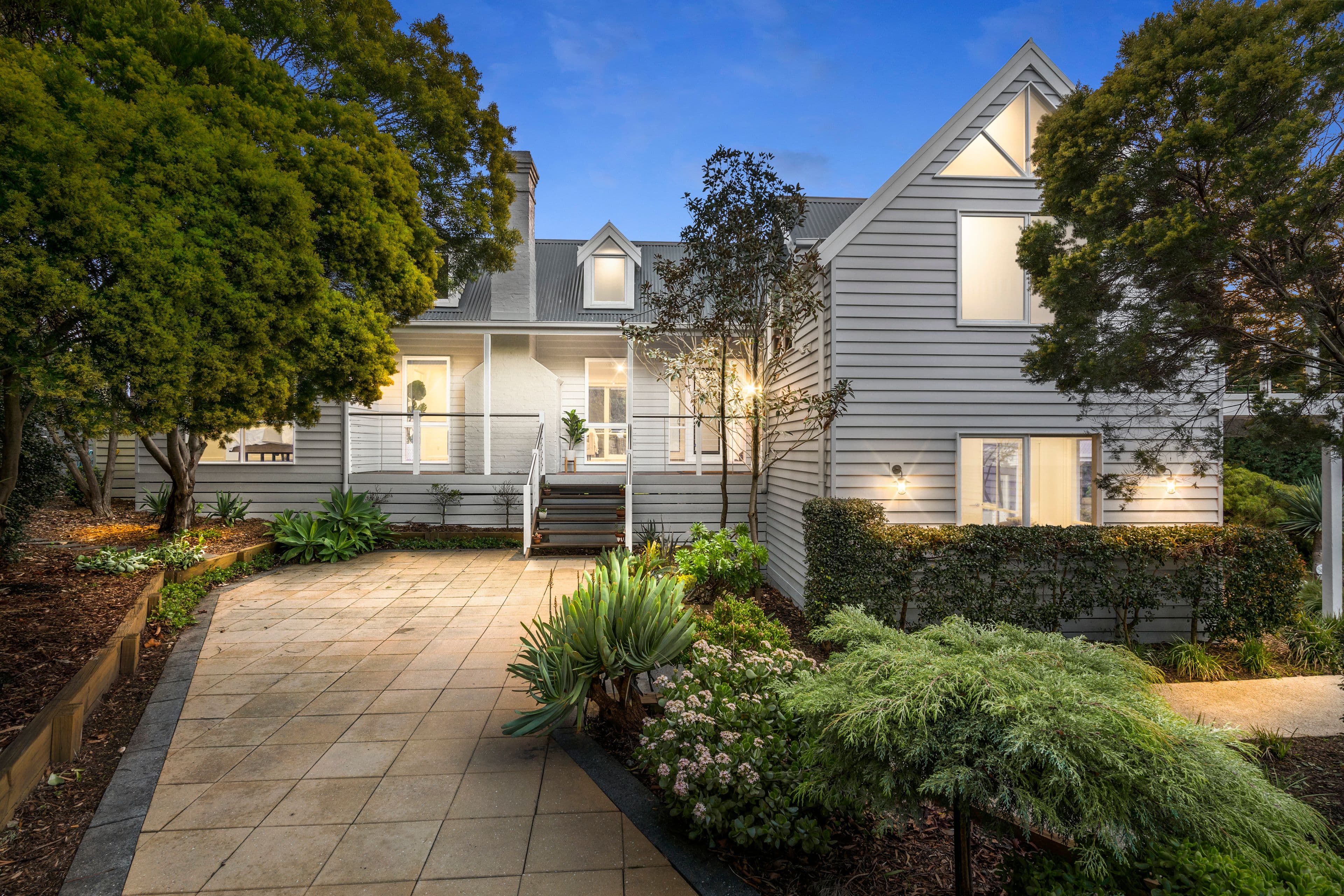 54 Seaview Road, Frankston South VIC 3199, Frankston South - Image 1