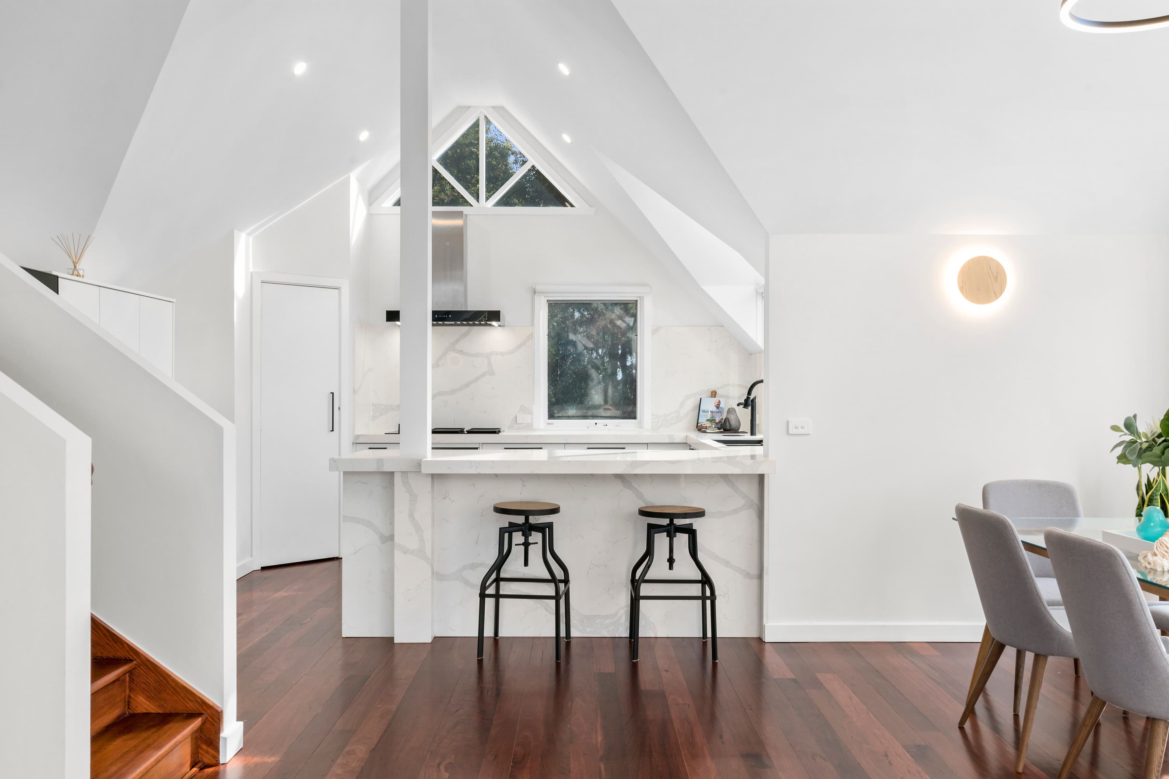 54 Seaview Road, Frankston South VIC 3199, Frankston South - Thumbnail 3