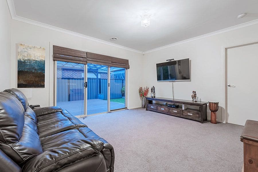 26 Penfold Street, Craigieburn VIC 3064, Craigieburn - Thumbnail 7