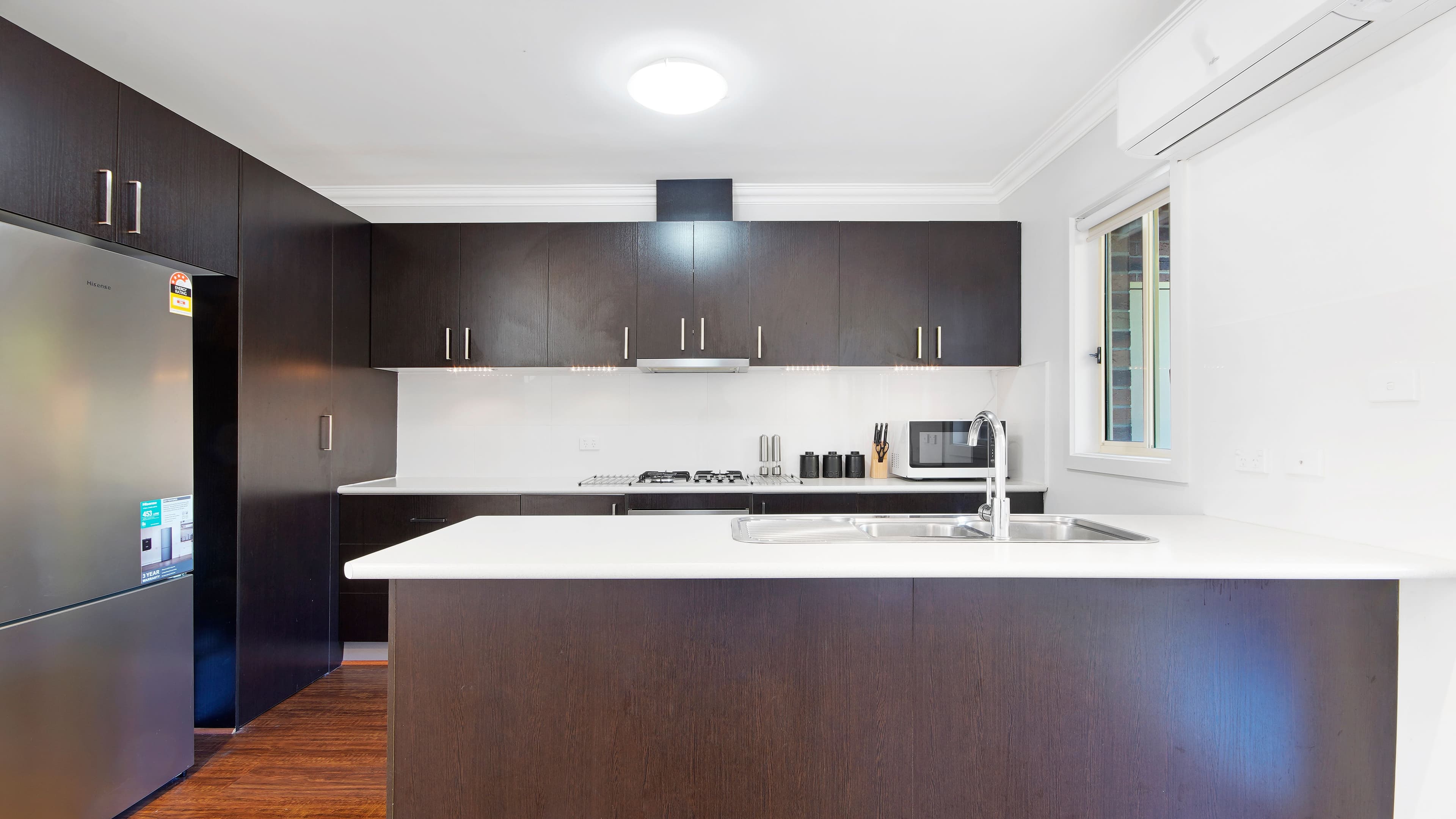 19a Evans Crescent, Reservoir VIC 3073, Reservoir - Thumbnail 4
