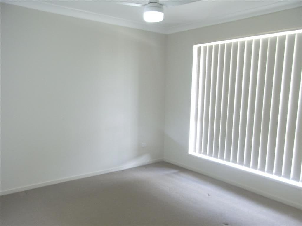 7 Teresa Street, NIKENBAH QLD 4655, Nikenbah - Thumbnail 4