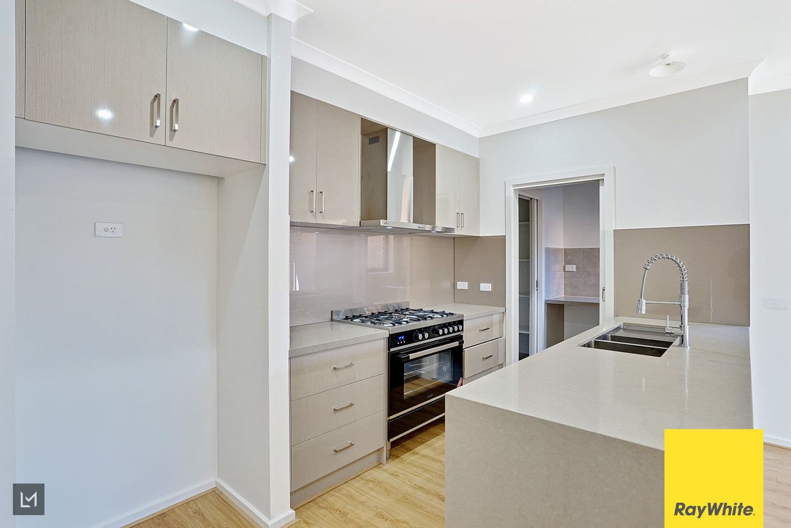 13 Saxby Street, Tarneit VIC 3029, Tarneit - Thumbnail 8