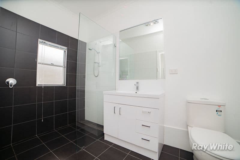 19 Jackschon Avenue, Grafton - Thumbnail 5