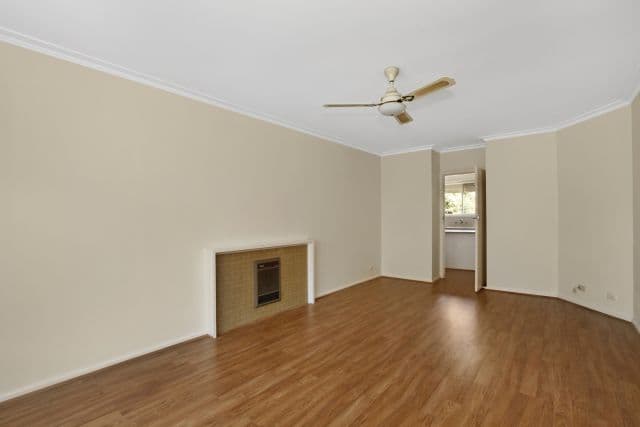 17 Olive Street, Reservoir VIC 3073, Reservoir - Thumbnail 4
