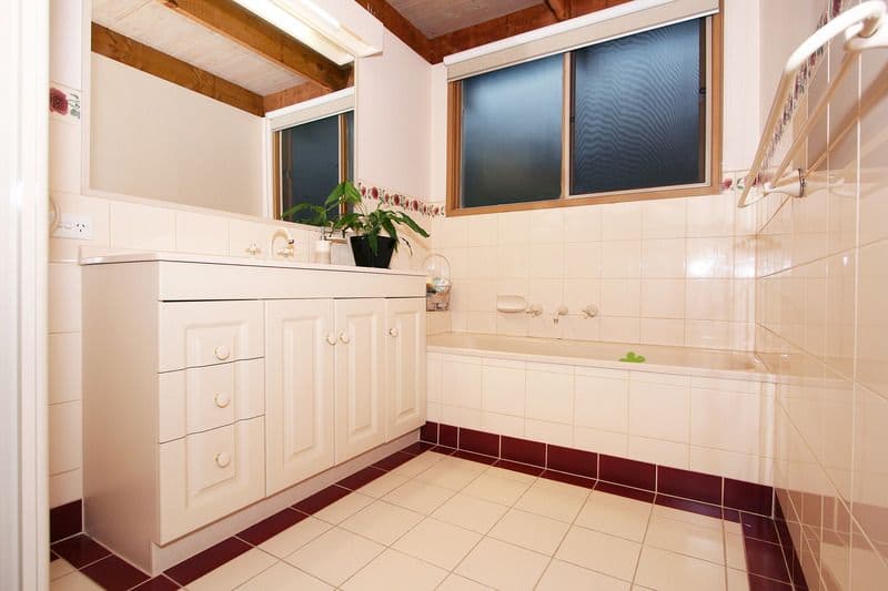 13 Powrie Court, RINGWOOD NORTH VIC 3134, Ringwood North - Thumbnail 7