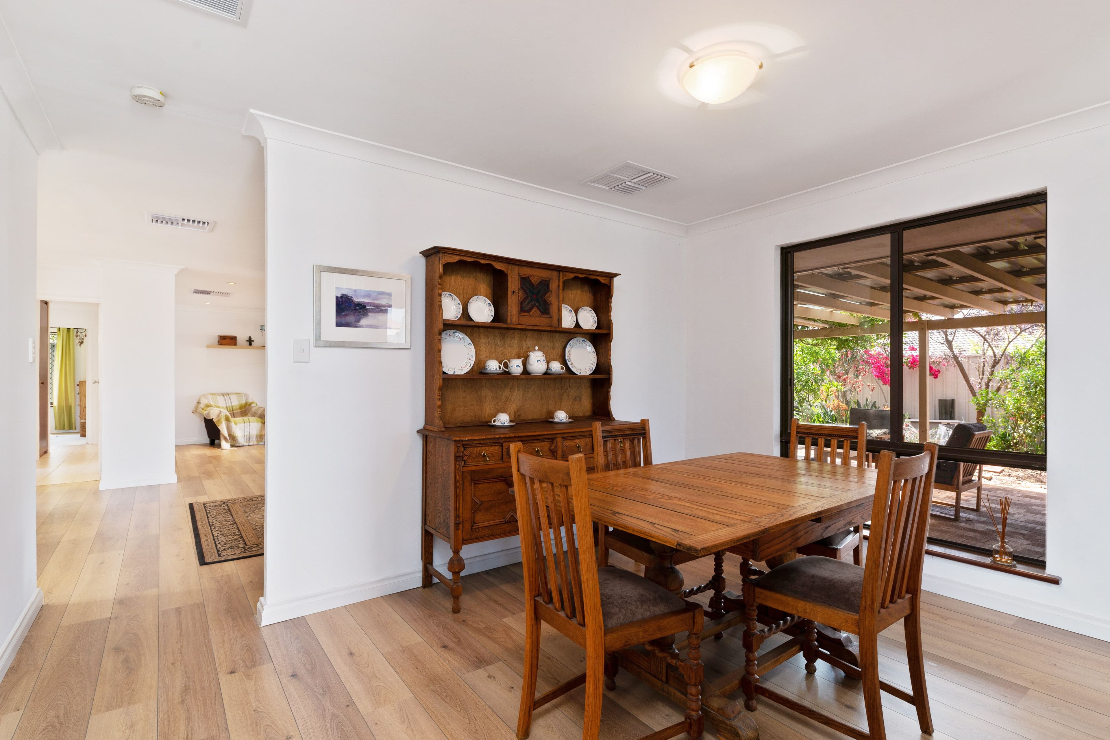 18 Rostrata Avenue, Willetton WA 6155, Willetton - Thumbnail 4