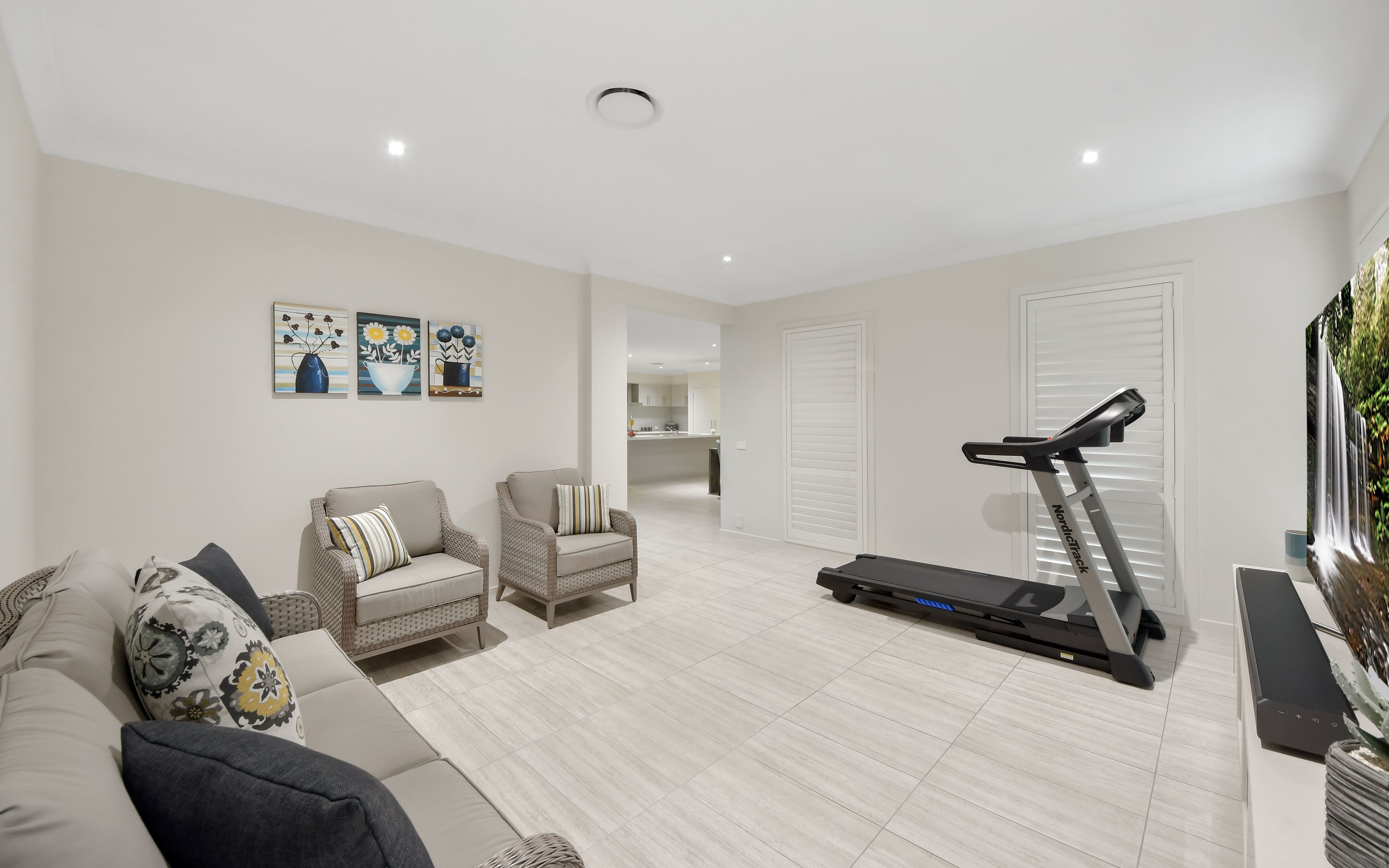 8 Cooee Avenue, Glenmore Park NSW 2745, Glenmore Park - Thumbnail 3