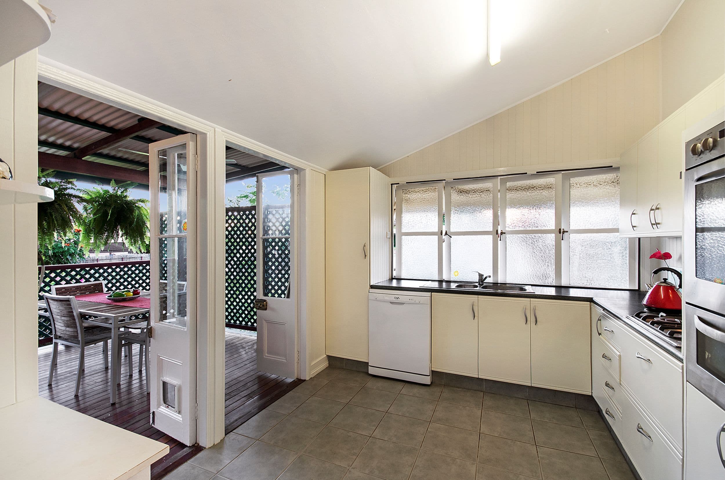30 Ahearne Street, Hermit Park QLD 4812, Hermit Park - Thumbnail 4