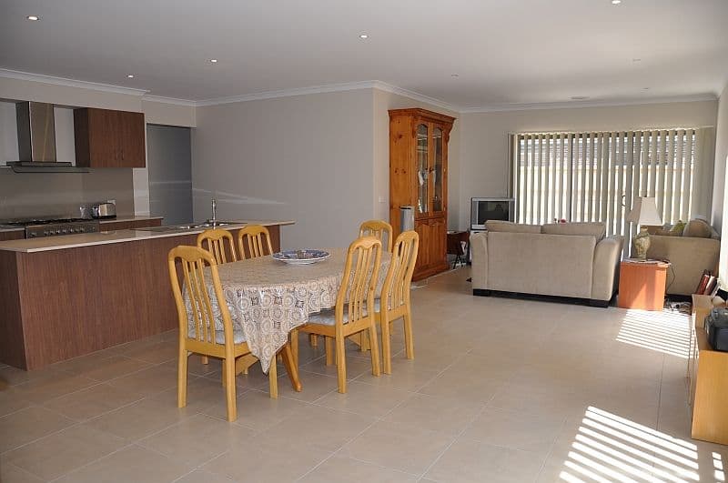 3 Yantara Walk, SOUTH MORANG VIC 3752, South Morang - Thumbnail 5