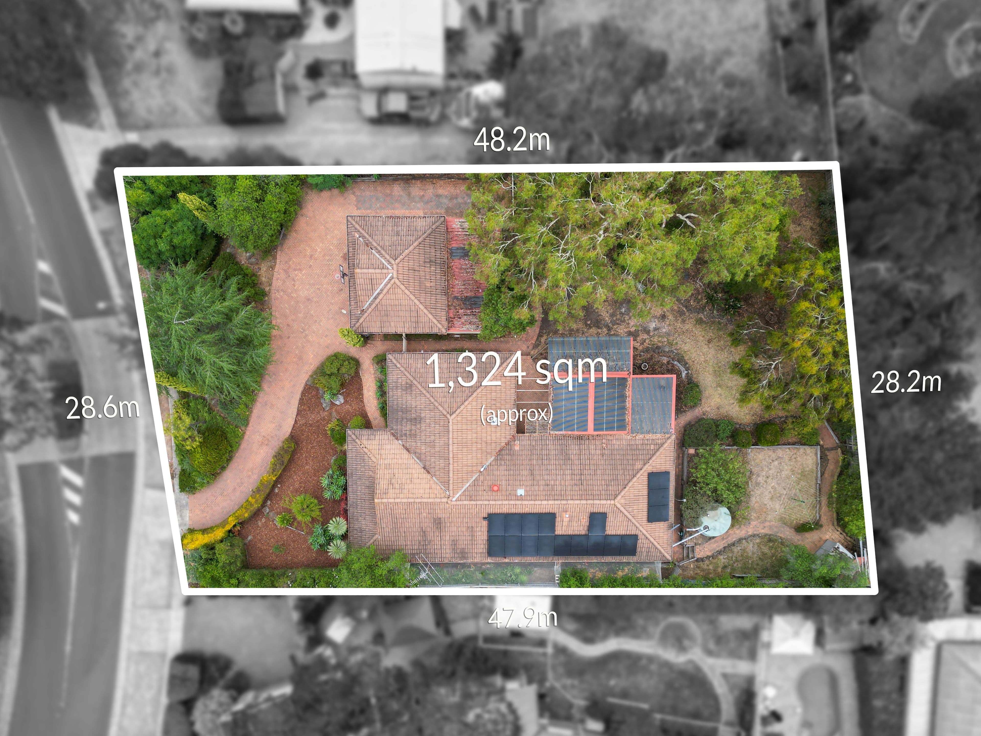 13 Lightwood Drive, Sunbury VIC 3429, Sunbury - Thumbnail 2