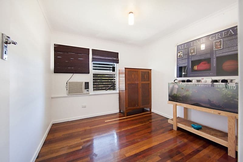 213 Hugh Street, CURRAJONG QLD 4812, Currajong - Thumbnail 5