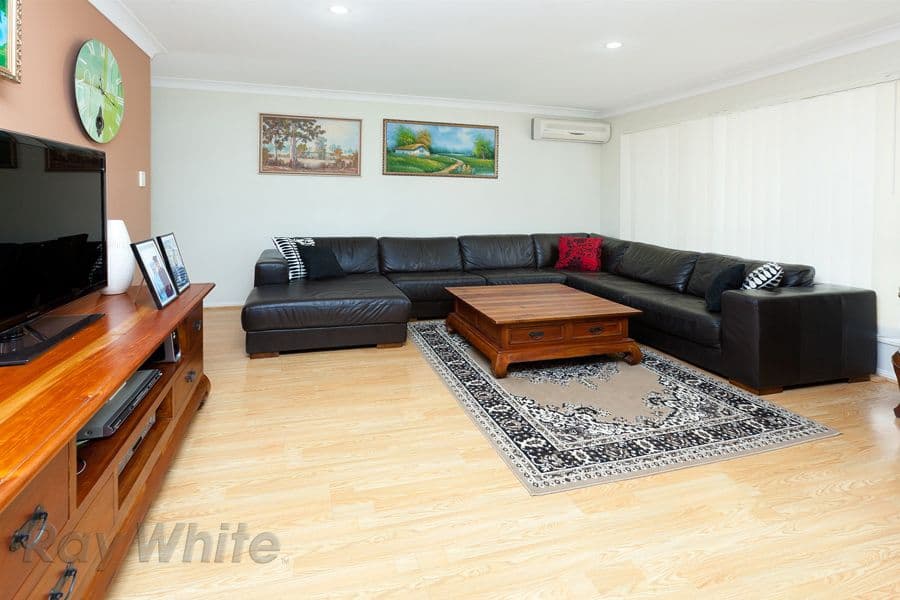 13 Attwood Way, GOODNA QLD 4300, Goodna - Thumbnail 2