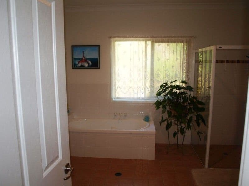 60 Avocado Lane, MALENY QLD 4552, Maleny - Thumbnail 8