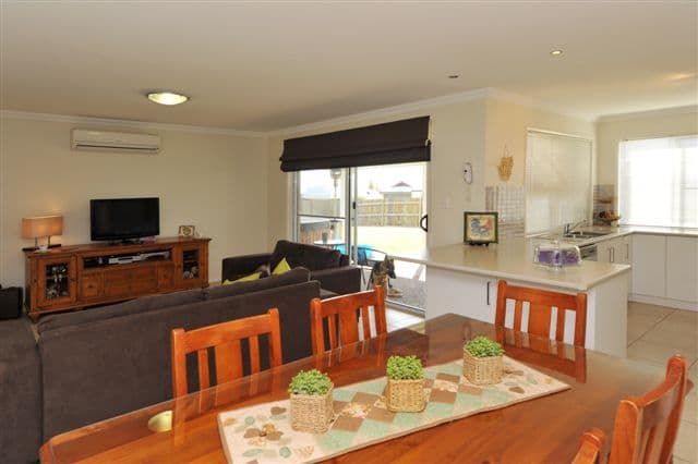 22 Grundy Street, WESTBROOK QLD 4350, Westbrook - Thumbnail 5