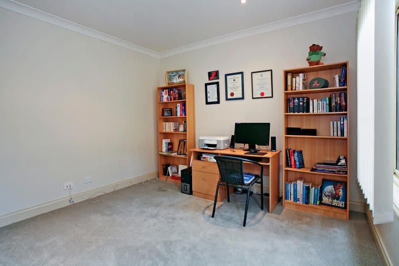 23 Montague Street, HIGHTON VIC 3216, Highton - Thumbnail 2