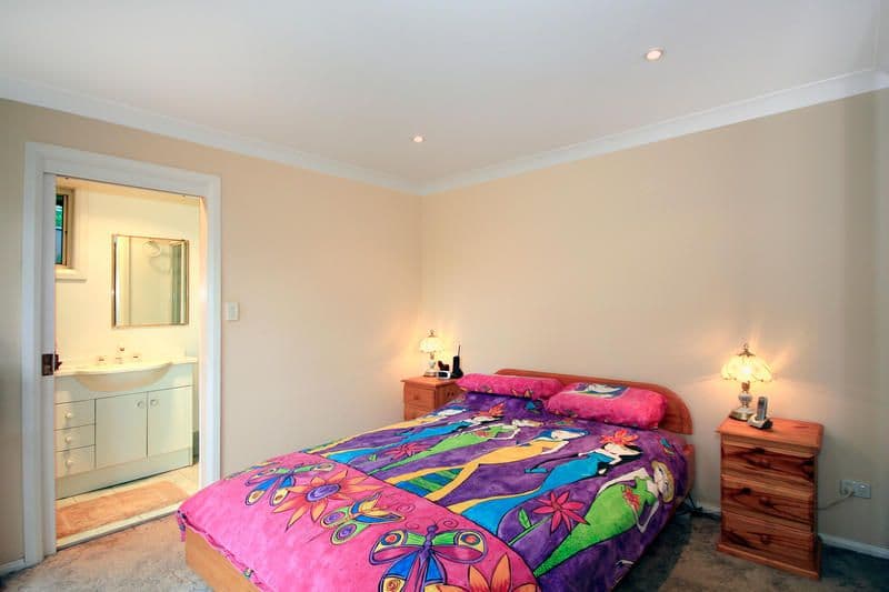 61 Parklands Avenue, HEATHCOTE NSW 2233, Heathcote - Thumbnail 5