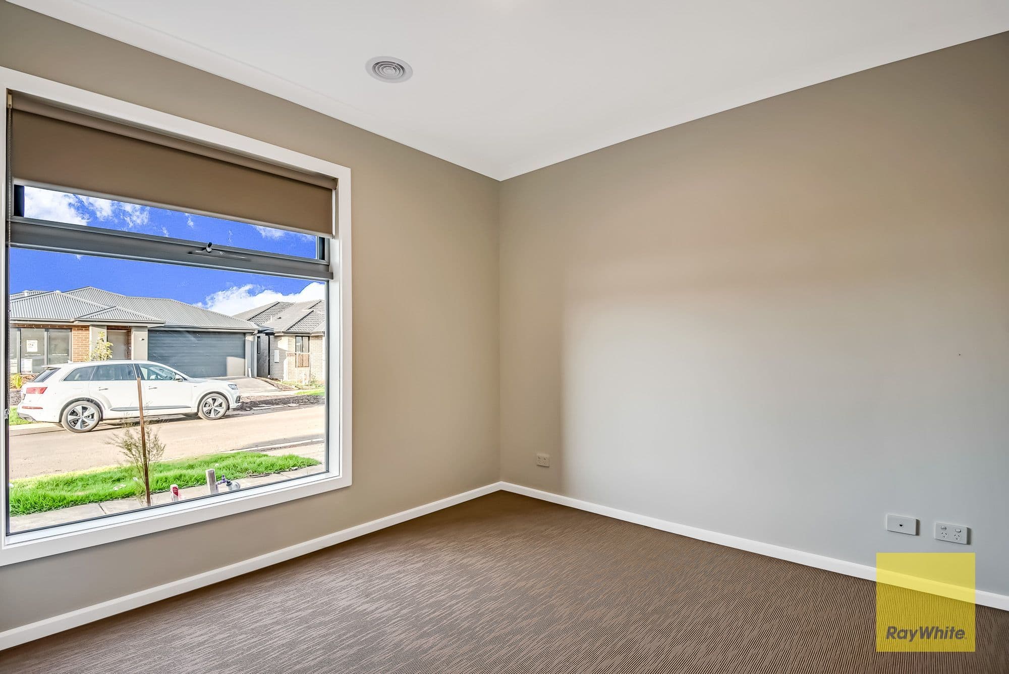 52 Crilly Street, Tarneit VIC 3029, Tarneit - Thumbnail 5