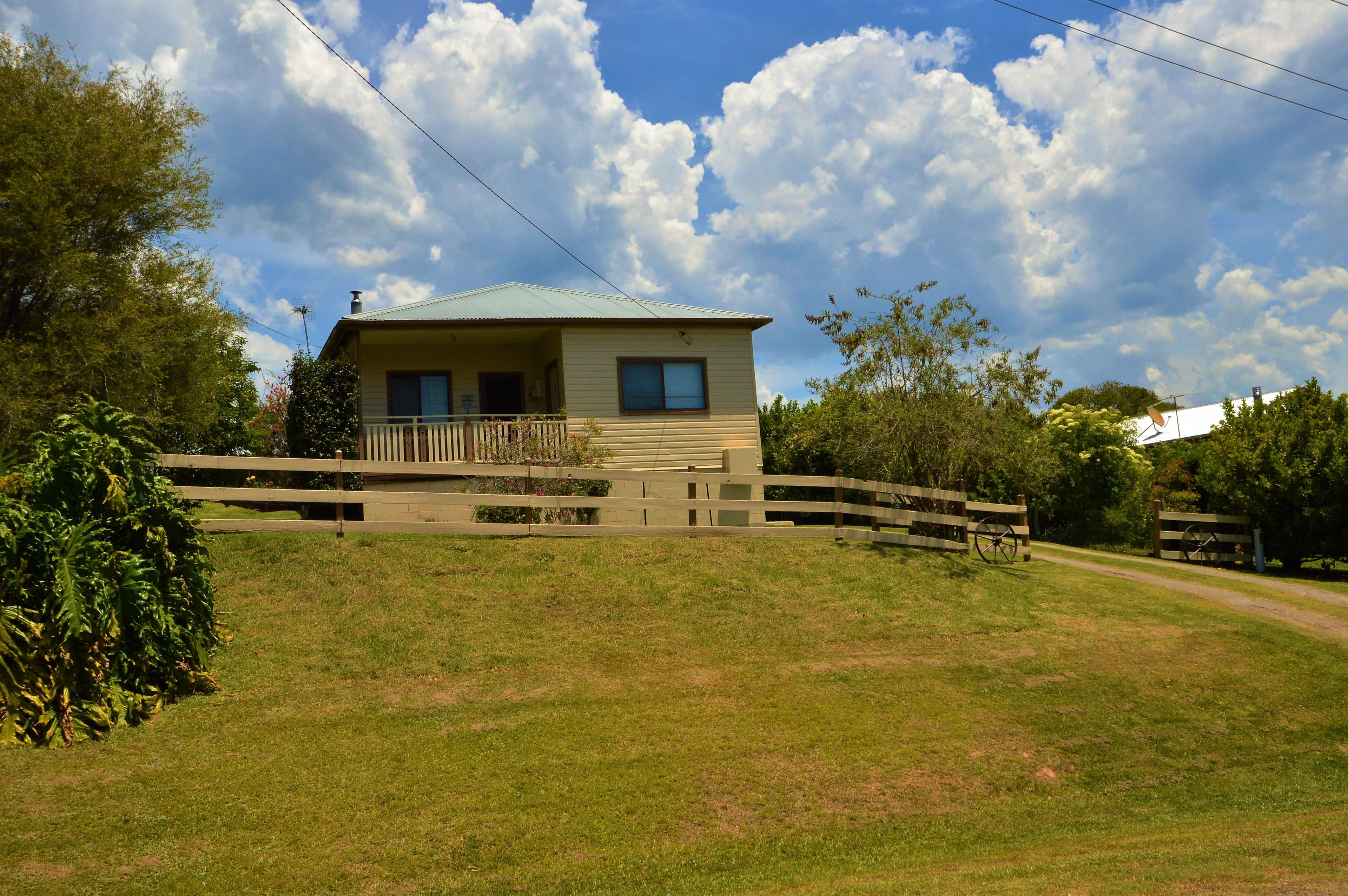 15 Timms Avenue, Ulong - Image 1