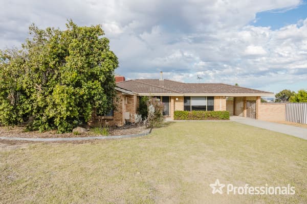7 Spinnaker Crest, Ballajura WA 6066, Ballajura - Image 1