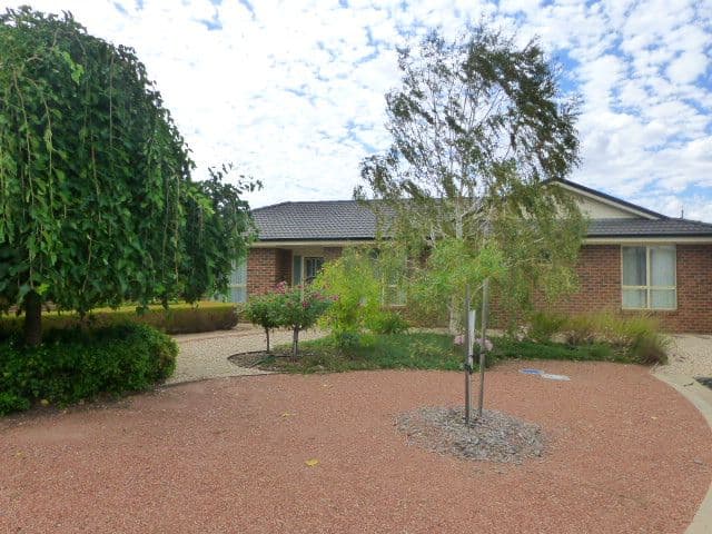2 Oban Court, Moama - Image 1