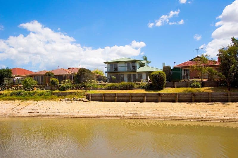 19 Higgins Close, DINGLEY VILLAGE VIC 3172, Dingley Village - Thumbnail 4