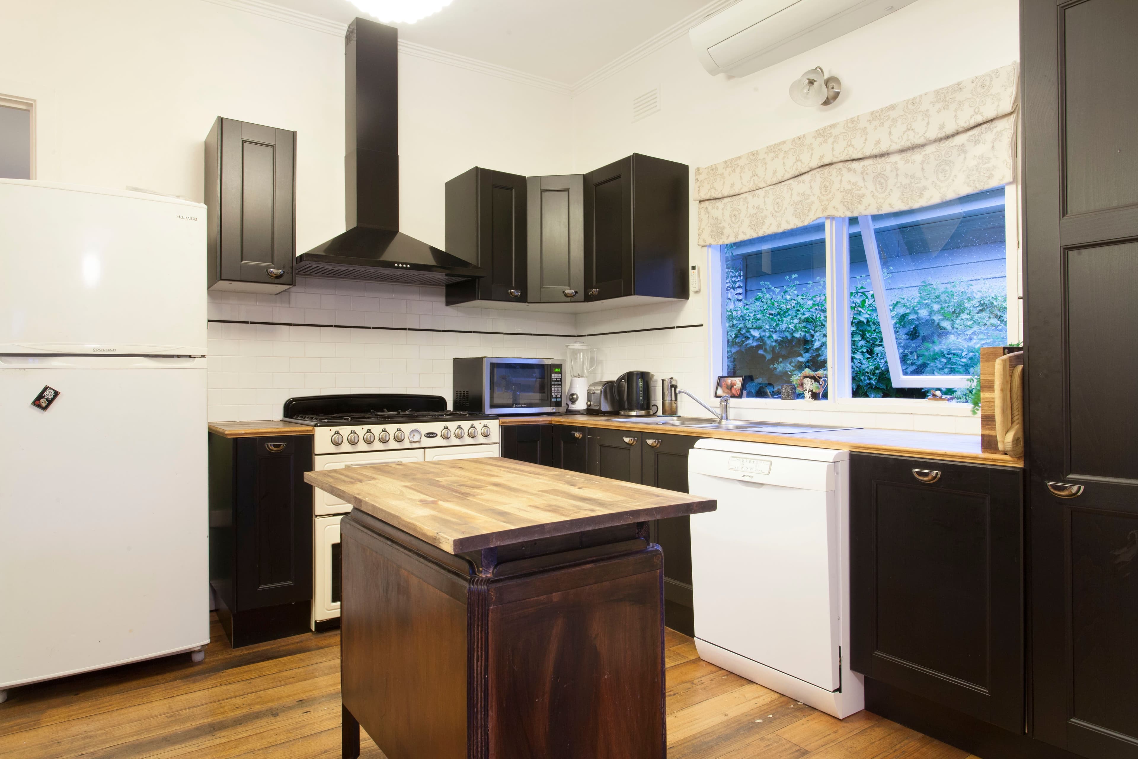 18 Wyatt Road, Burnside SA 5066, Burnside - Thumbnail 3
