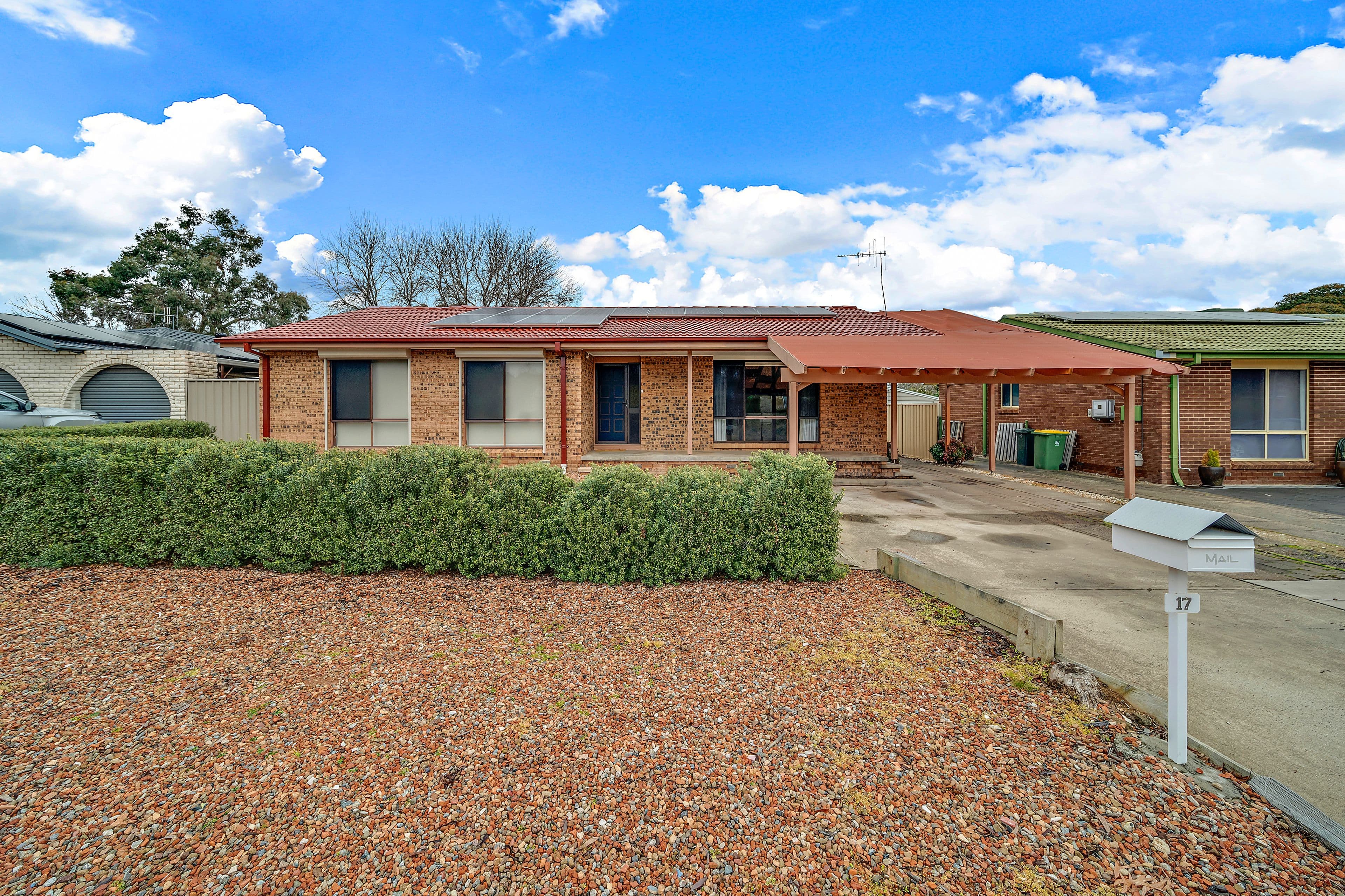17 Freehill Street, Evatt ACT 2617, Evatt - Thumbnail 2
