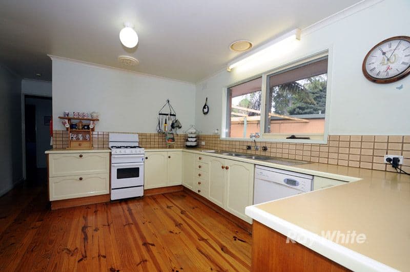 7 Ambrose Street, EMERALD VIC 3782, Emerald - Thumbnail 3