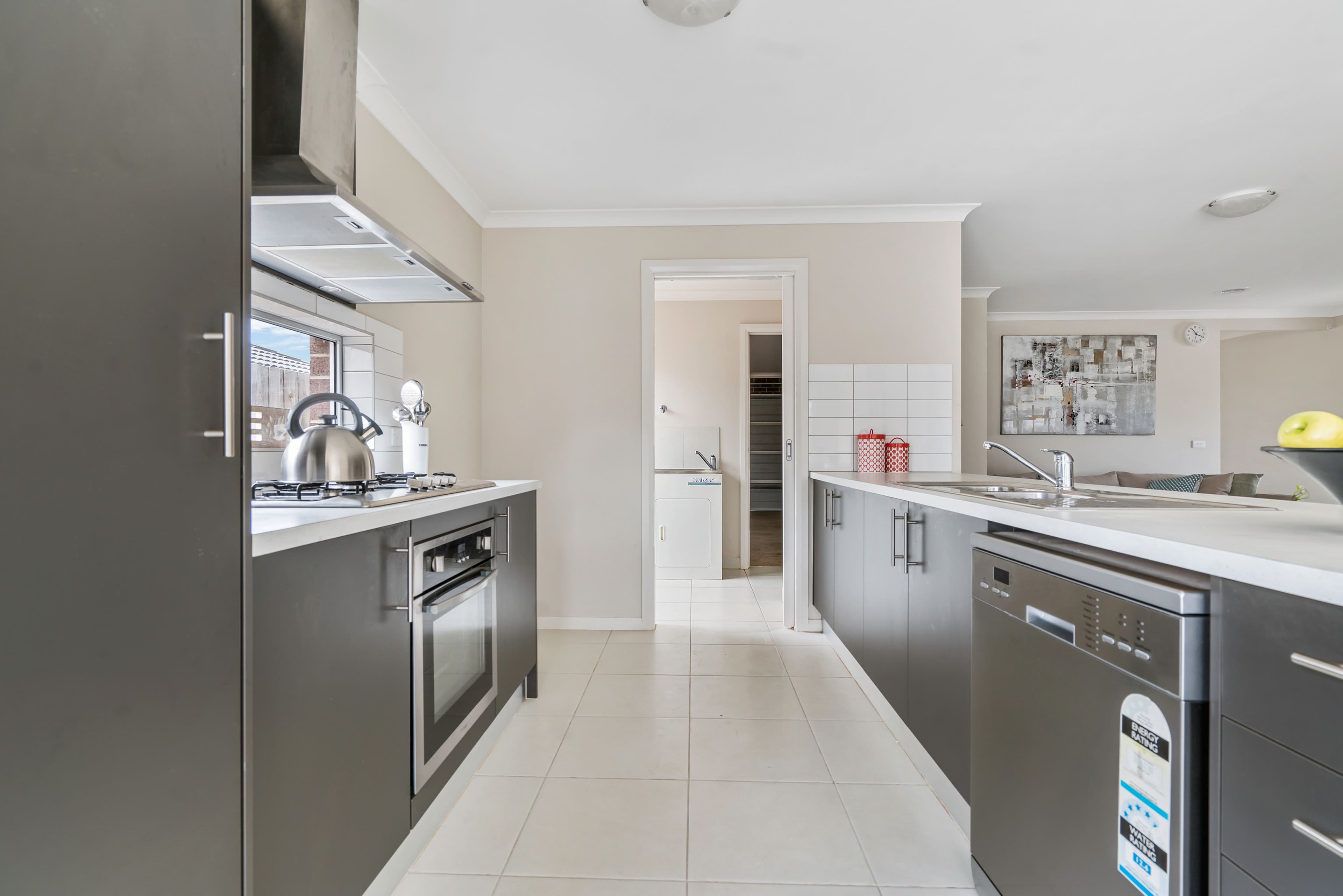 1 Horan Way, Melton South VIC 3338, Melton South - Thumbnail 6