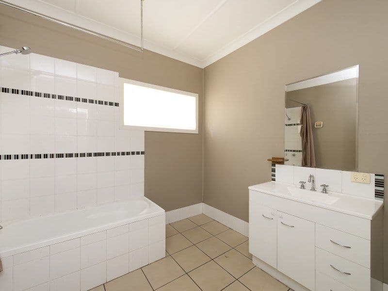 56 Dunbar Street, Mount Gravatt East QLD 4122, Mount Gravatt East - Thumbnail 7