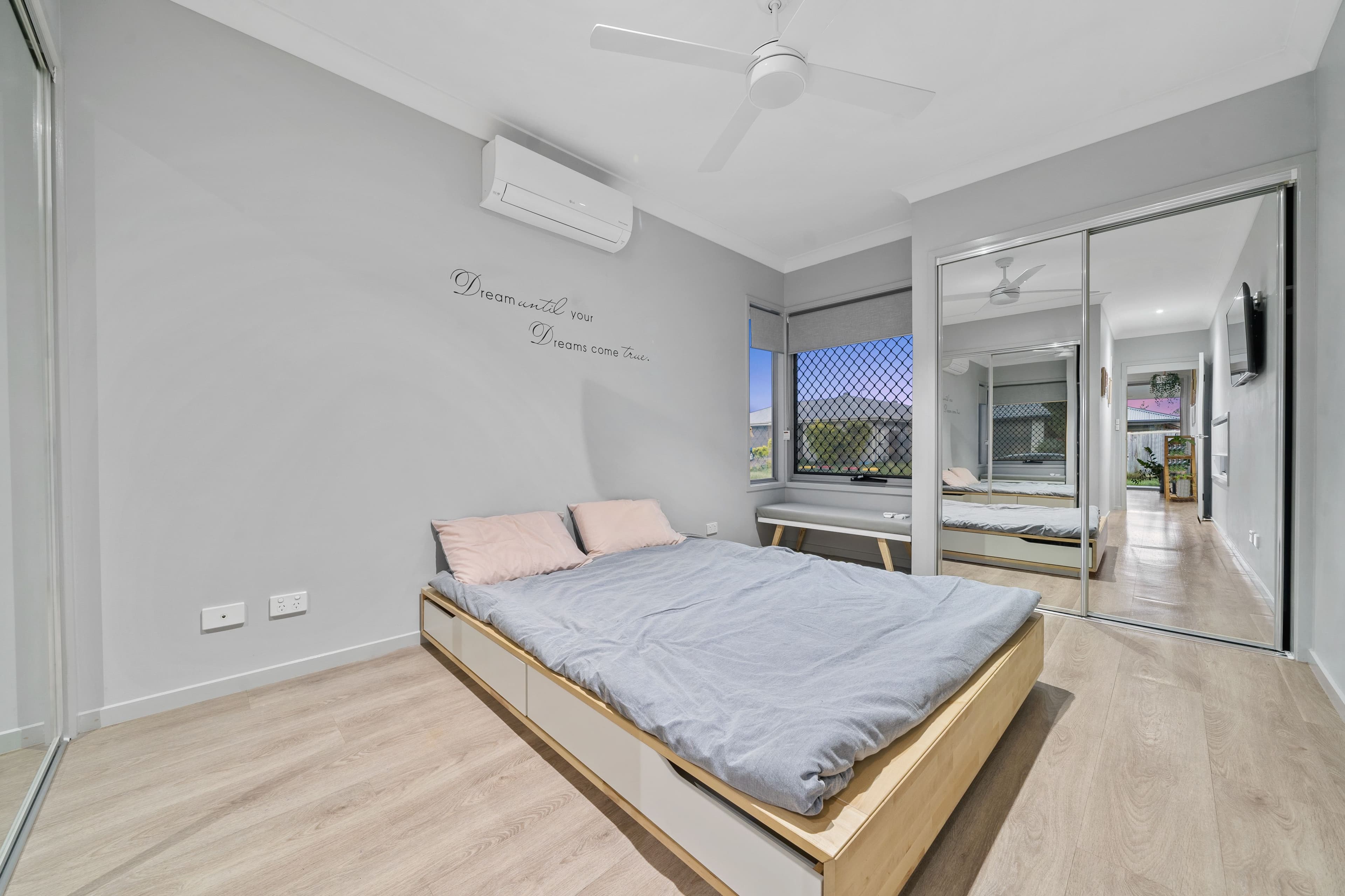 6 Riverstone Avenue, Logan Reserve QLD 4133, Logan Reserve - Thumbnail 2