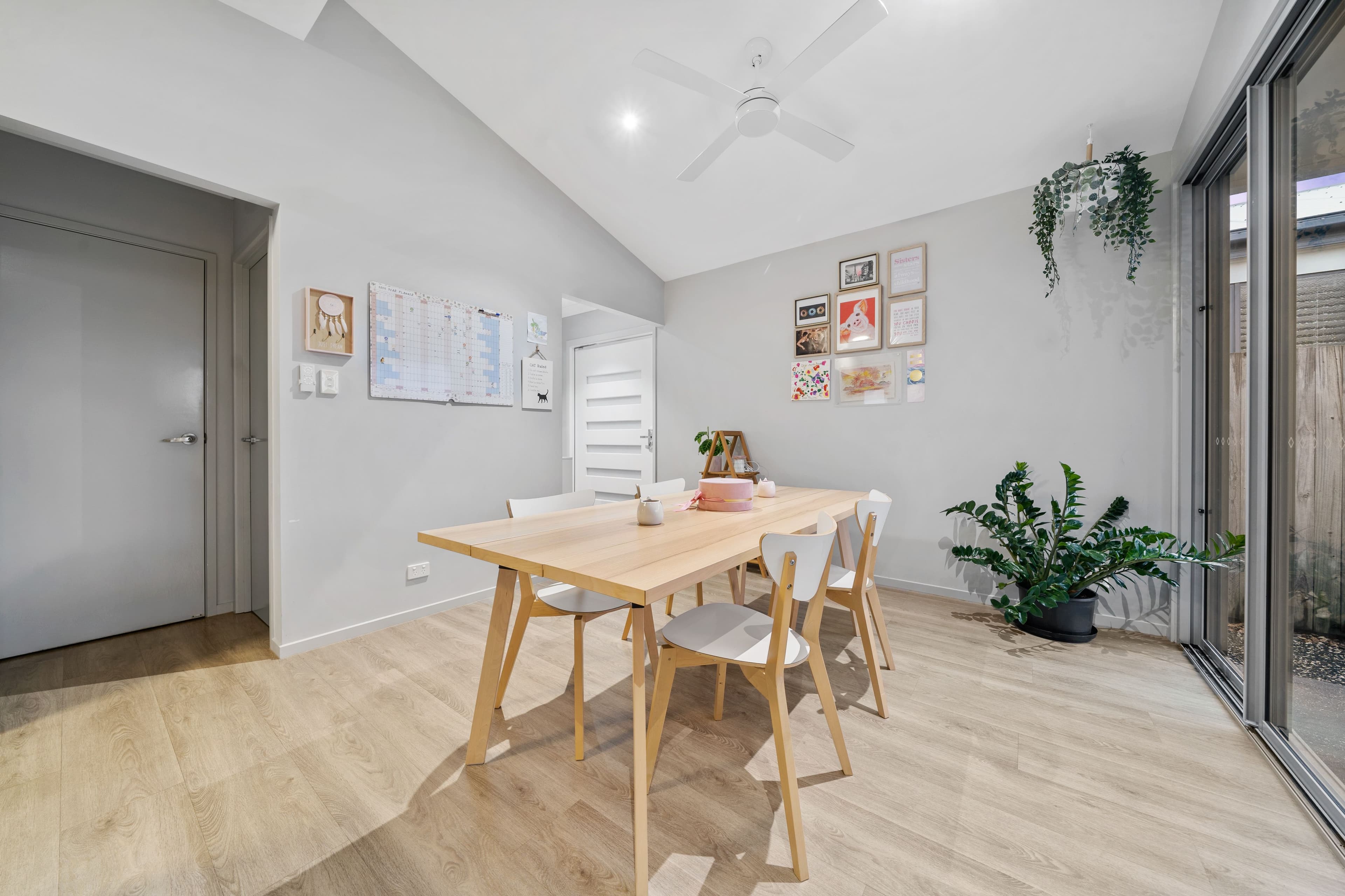 6 Riverstone Avenue, Logan Reserve QLD 4133, Logan Reserve - Thumbnail 6