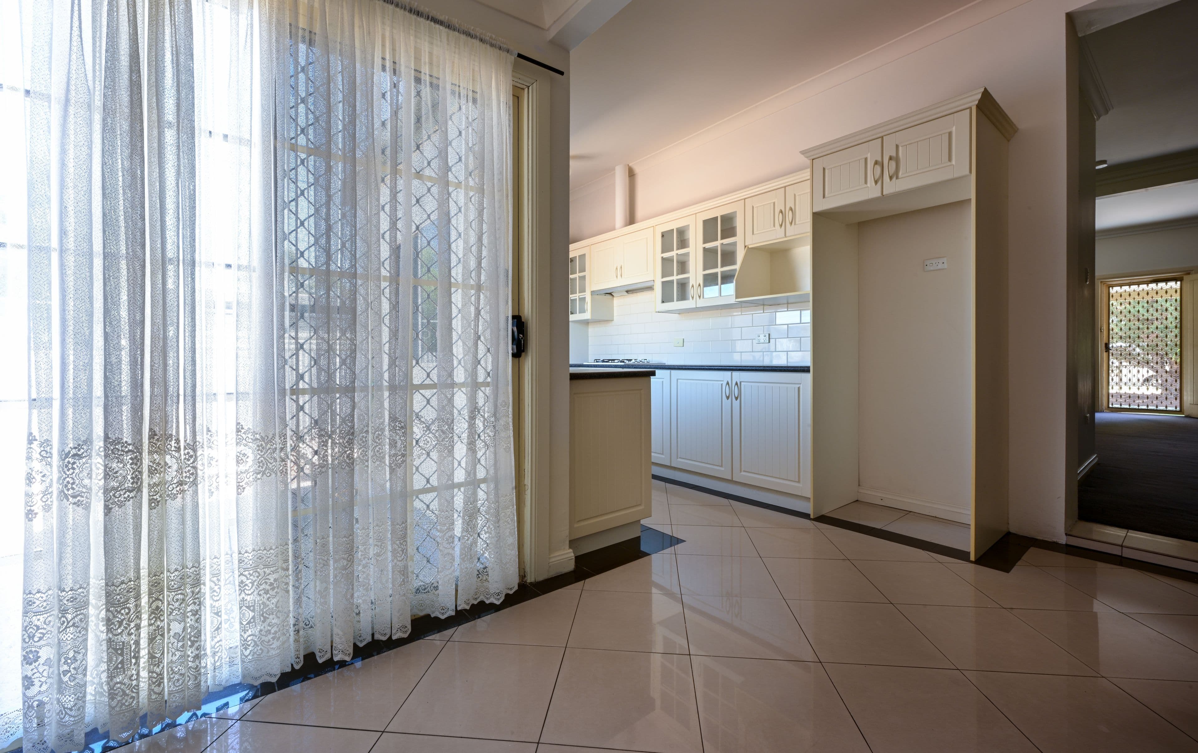 104 Playford Avenue, Whyalla SA 5600, Whyalla - Thumbnail 4