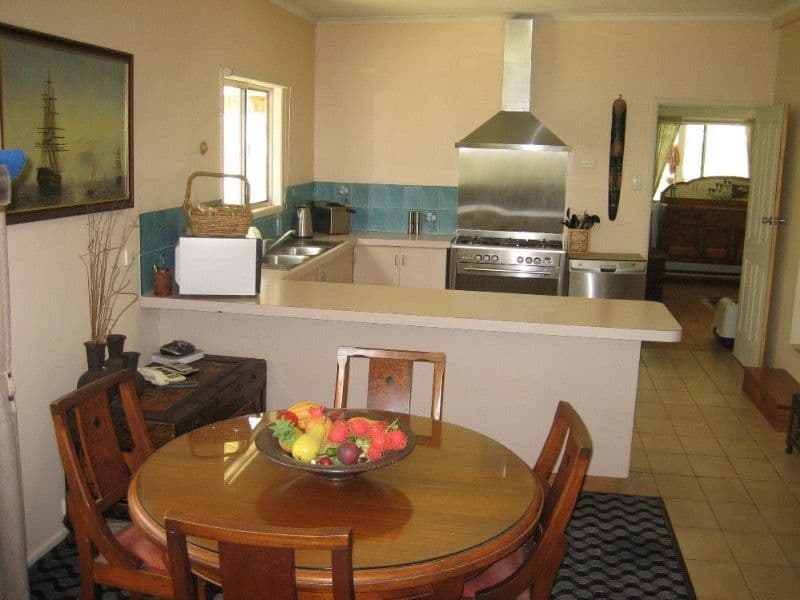 Lot 3 Dronley Place, CANNONVALE QLD 4802, Cannonvale - Thumbnail 7