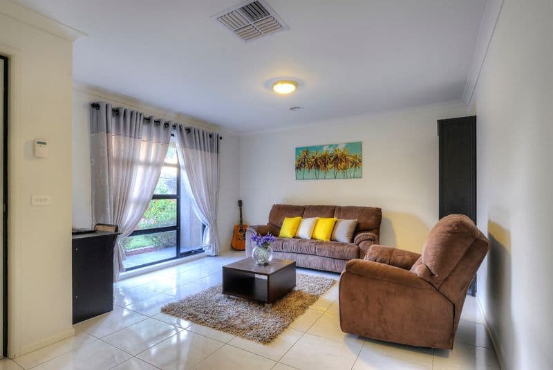 13 Tuross Crescent, South Morang VIC 3752, South Morang - Thumbnail 2