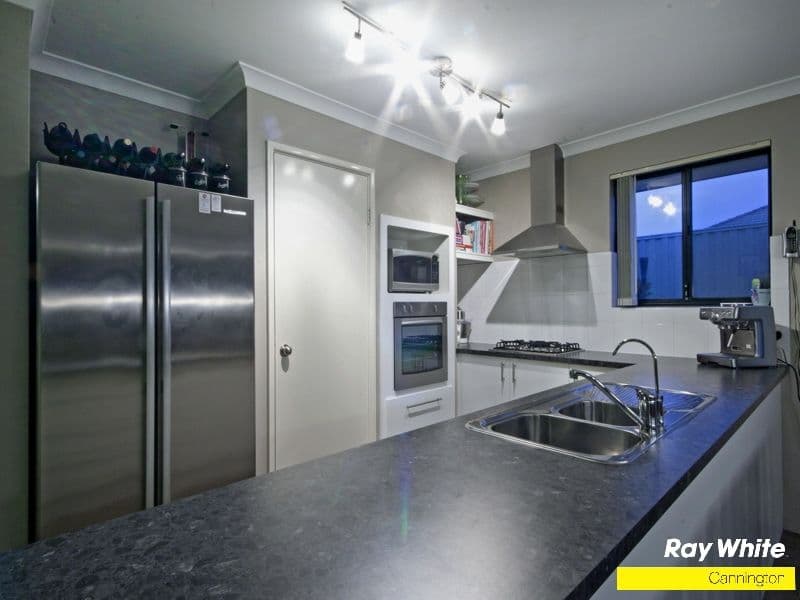 3 Sachem Bend, PIARA WATERS WA 6112, Piara Waters - Thumbnail 2