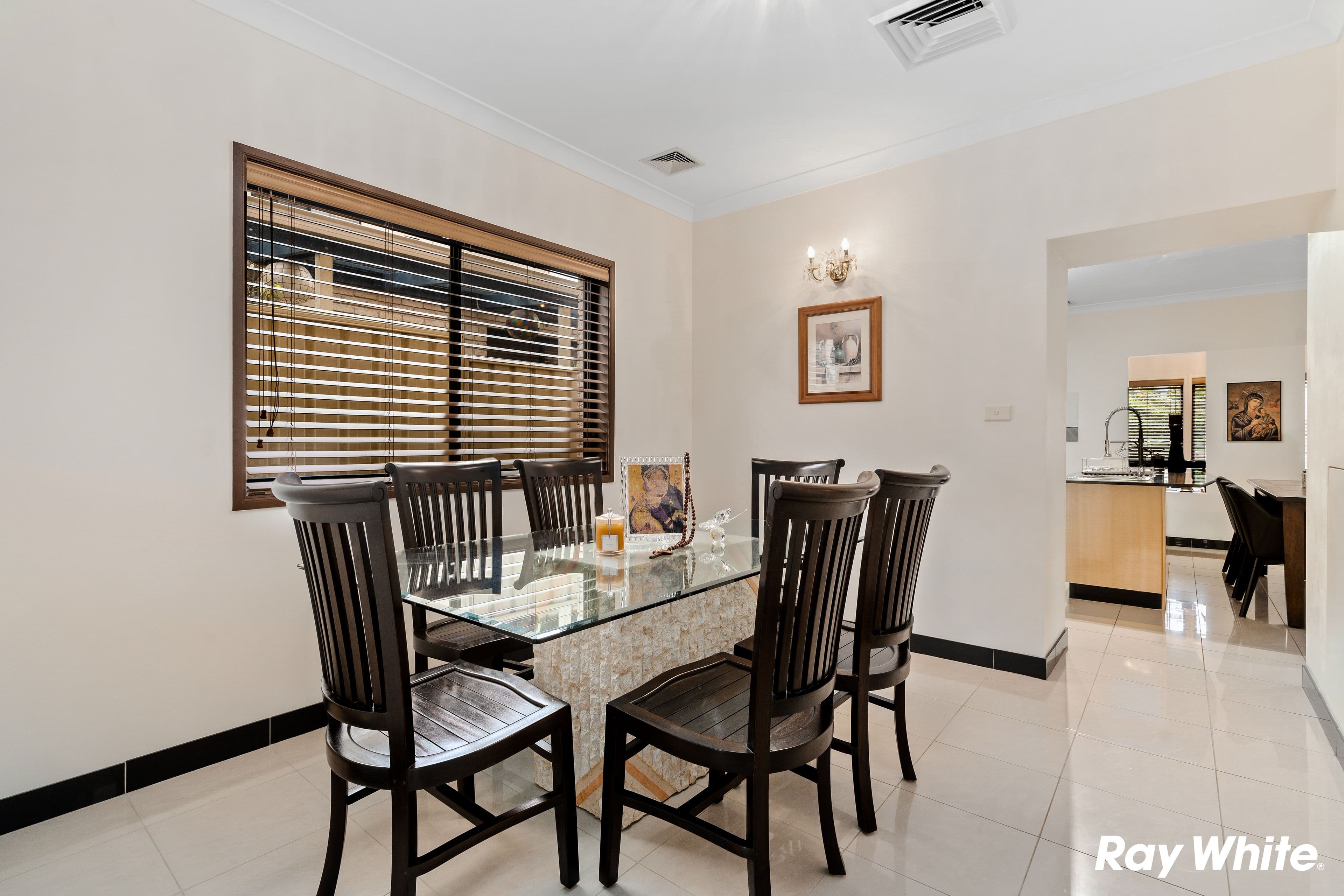 8 Perfection Avenue, Stanhope Gardens NSW 2768, Stanhope Gardens - Thumbnail 5
